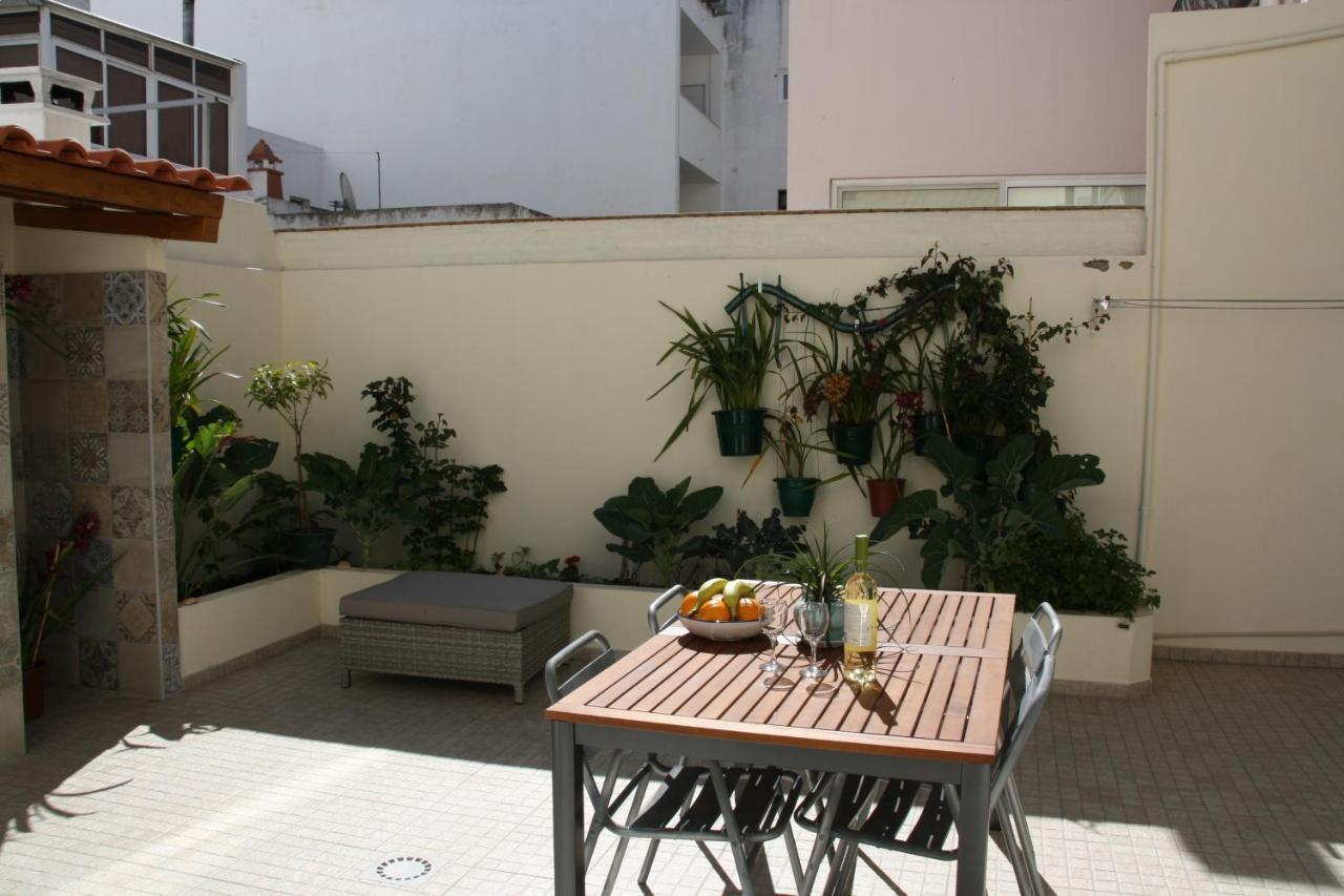 Апартаменты House Of Orchids With Patio Вила-Реал-ди-Санту-Антониу Экстерьер фото