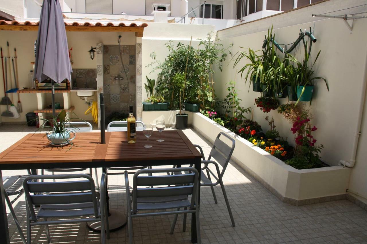 Апартаменты House Of Orchids With Patio Вила-Реал-ди-Санту-Антониу Экстерьер фото